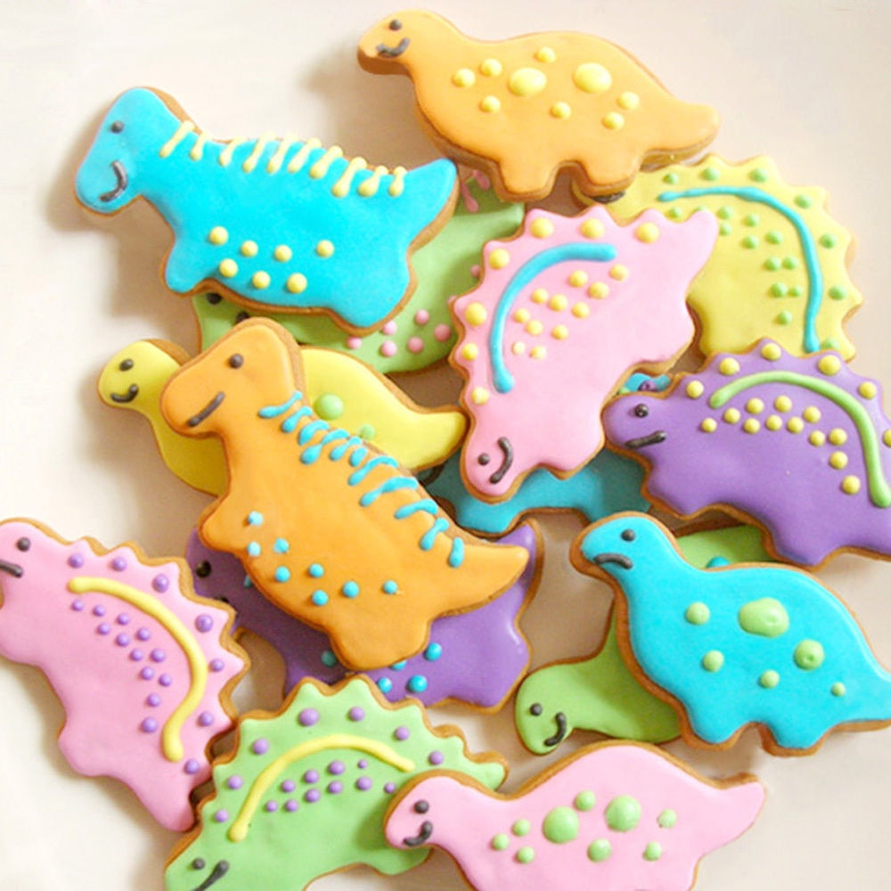 Dinosaur cookie cutters set