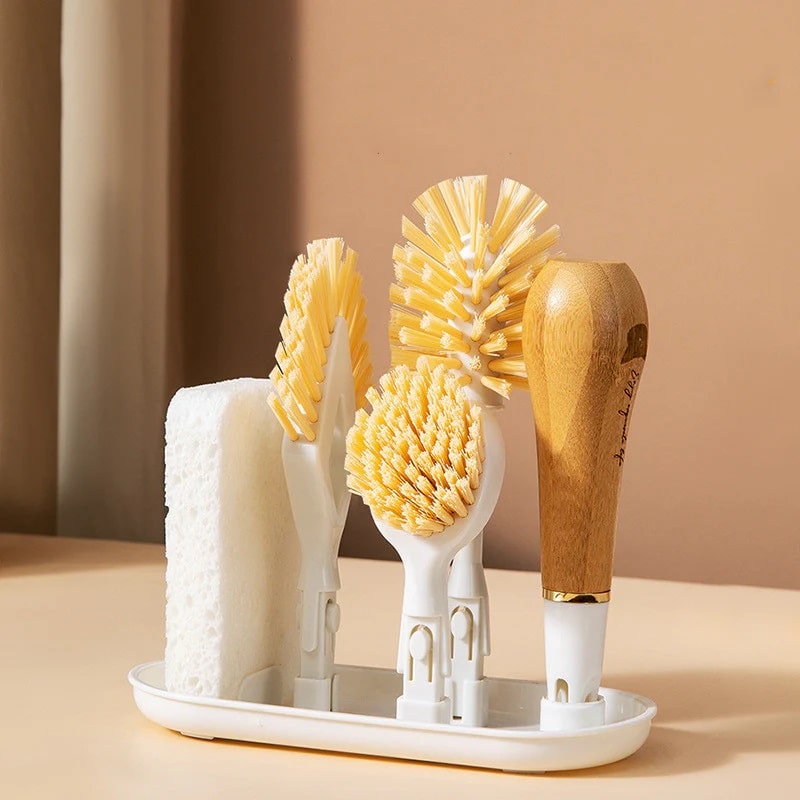 Multifunctional brush for all kitchen's brushing needs