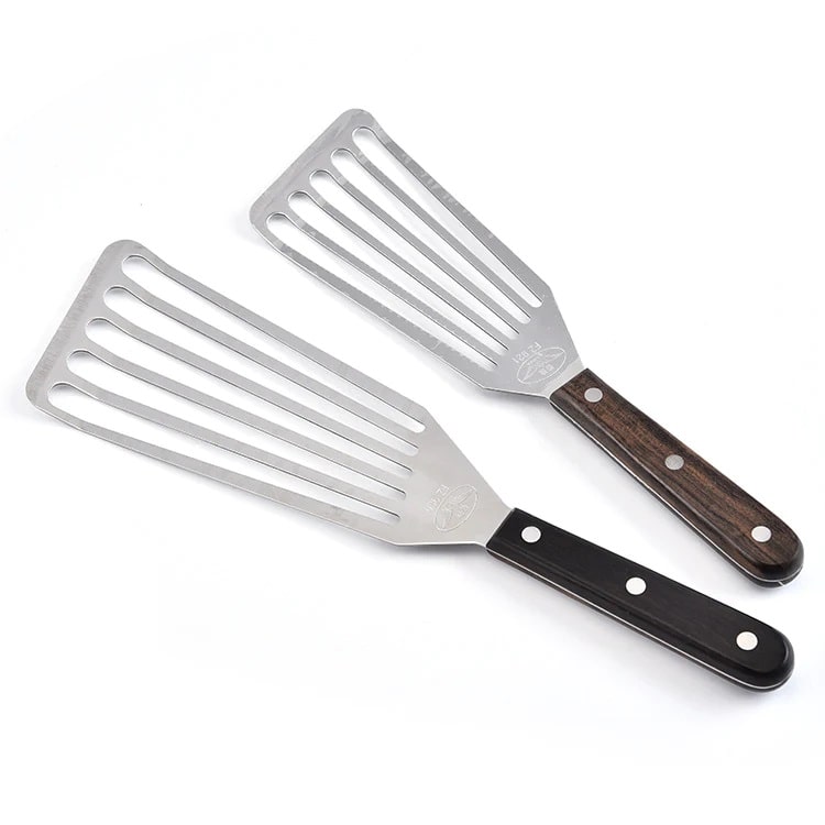 Stainless steel spatulas in two different sizes