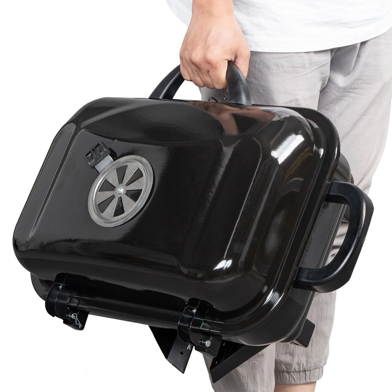 Fold and carry this suitcase bbq grill wherever you would like to enjoy a tasty BBQ picnic.