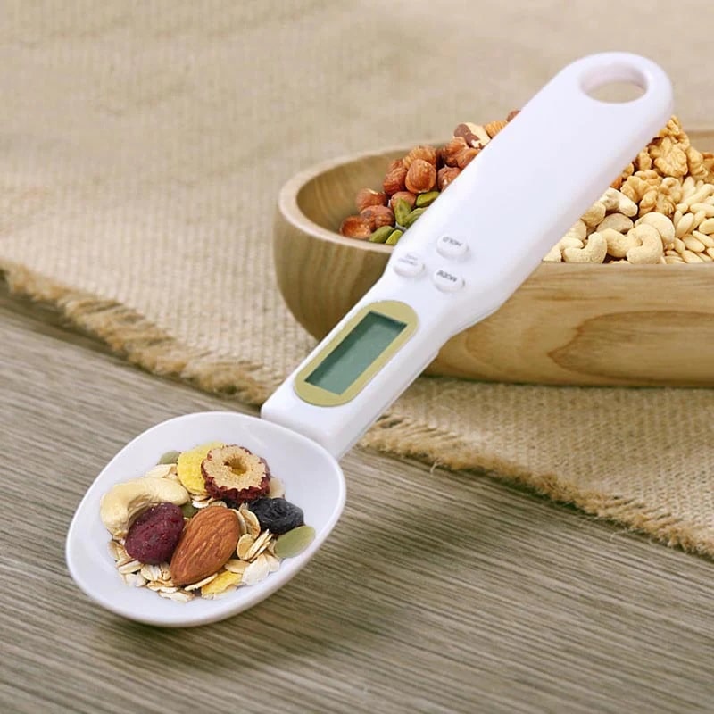 Digital spoon scale measuring nuts